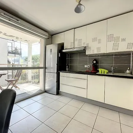 Le Central-4 Personnes-parking Apartment *
