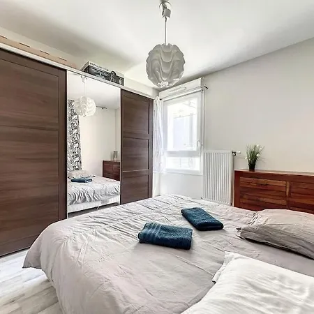 Le Central-4 Personnes-parking Apartment *
