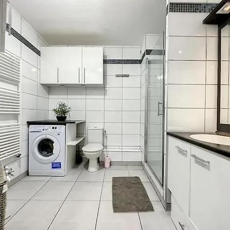 Le Central-4 Personnes-parking Apartment Annemasse